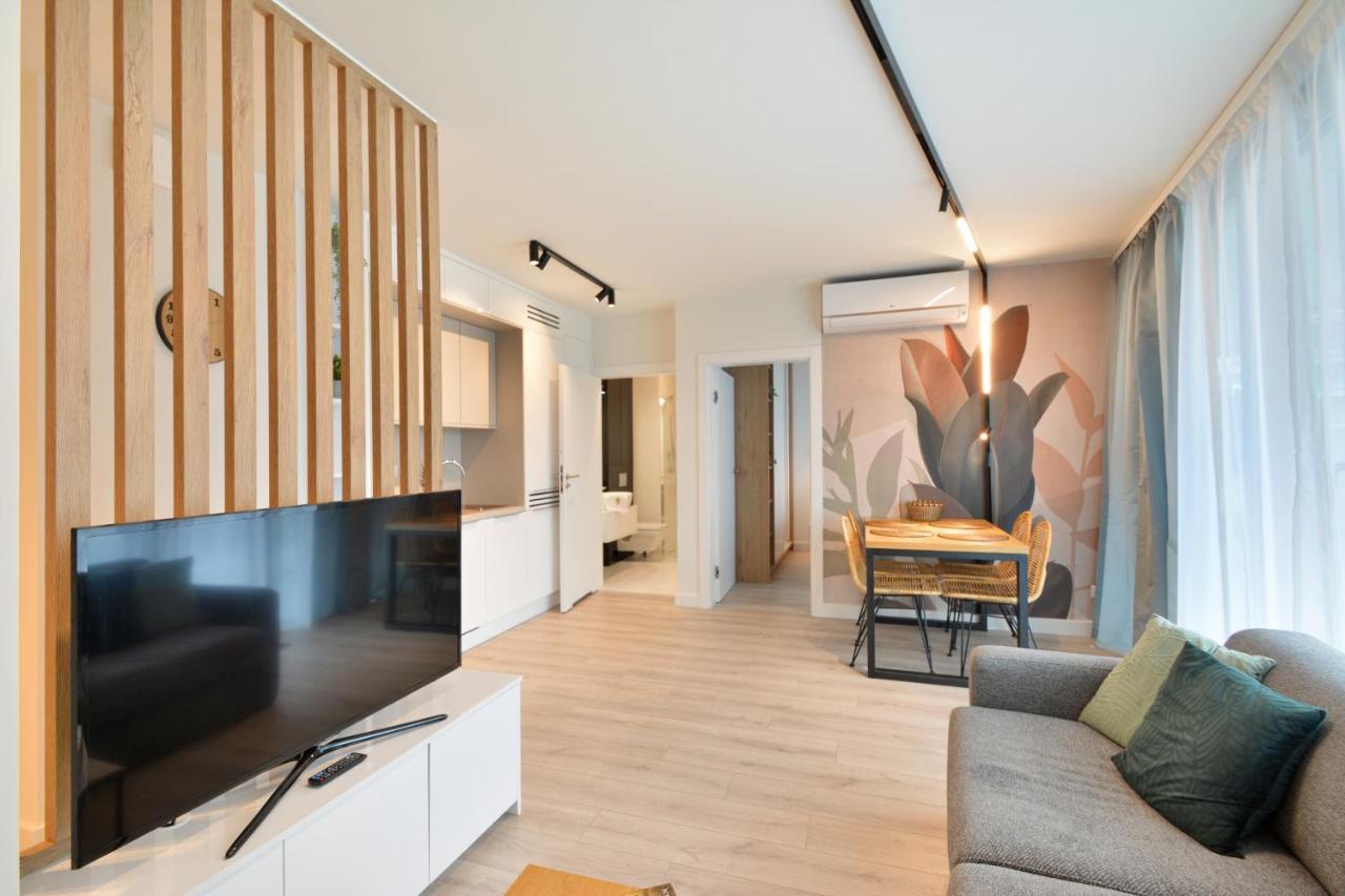 Apartment Lux Sea Towers - Wellness Spa, Gym & - Seaview By Rent Like *