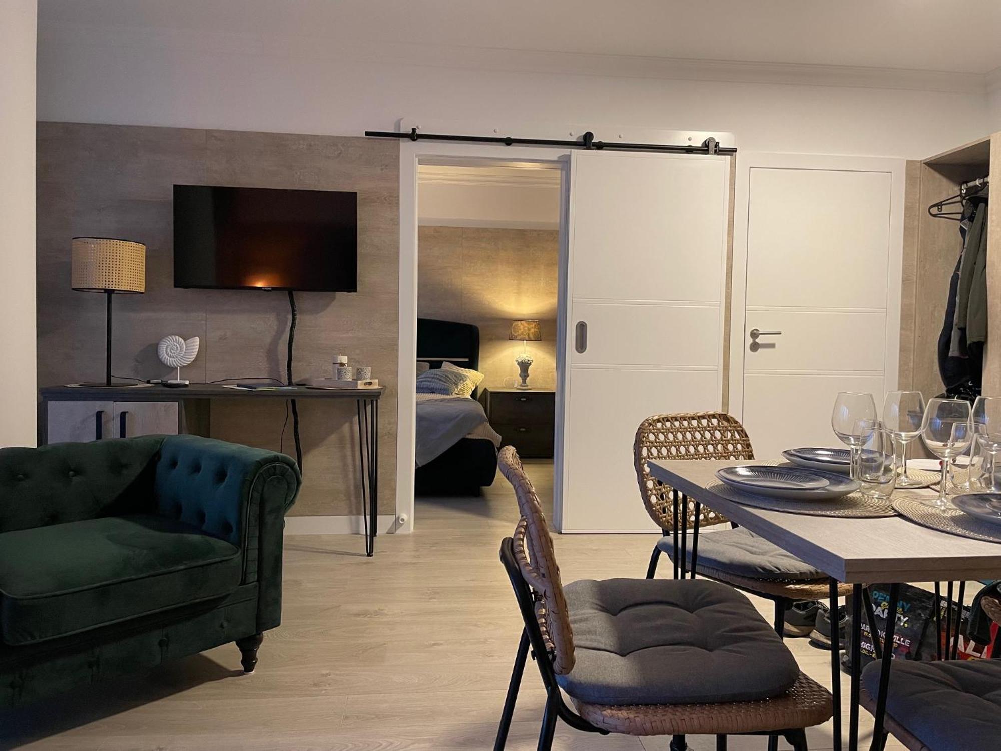 Apartment Lux Sea Towers - Wellness Spa, Gym & - Seaview By Rent Like