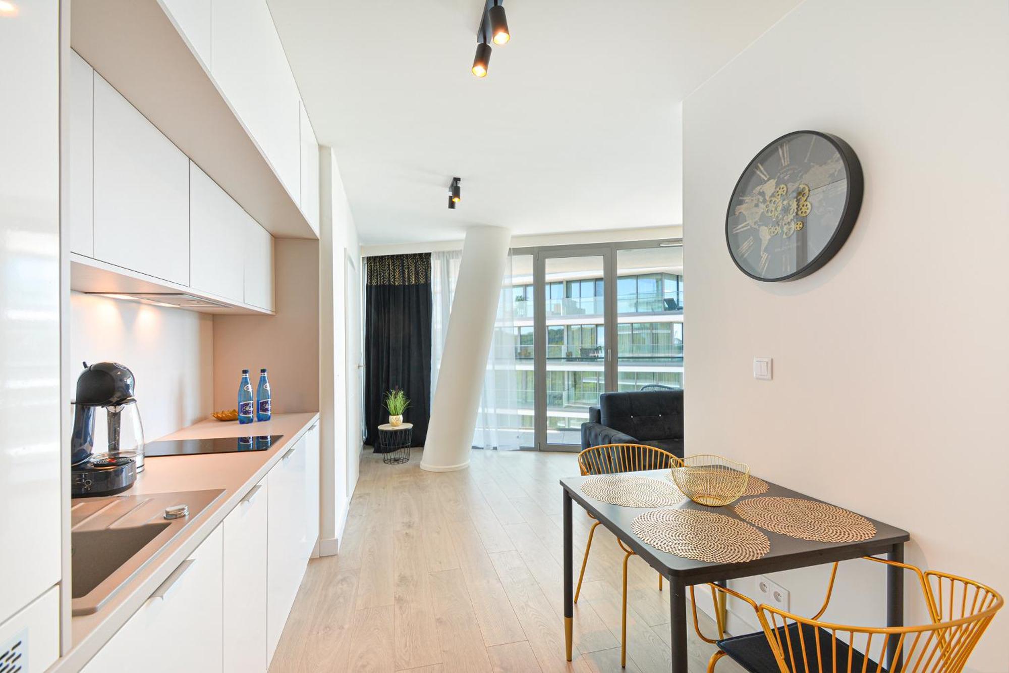Apartment Lux Sea Towers - Wellness Spa, Gym & - Seaview By Rent Like *